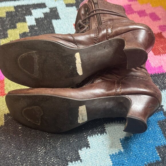 Ginita Lace-Up Leather Boot Victorian Style with Spool Heel, EU 40, Brown - Picture 8 of 11